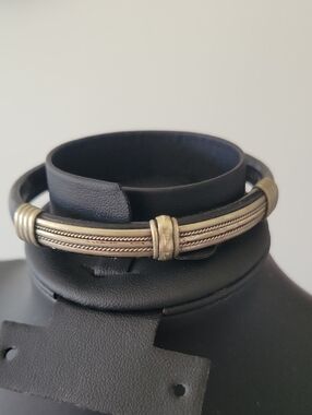 1970s Artisan Bracelet, 2.5", Black & Silver-tone.